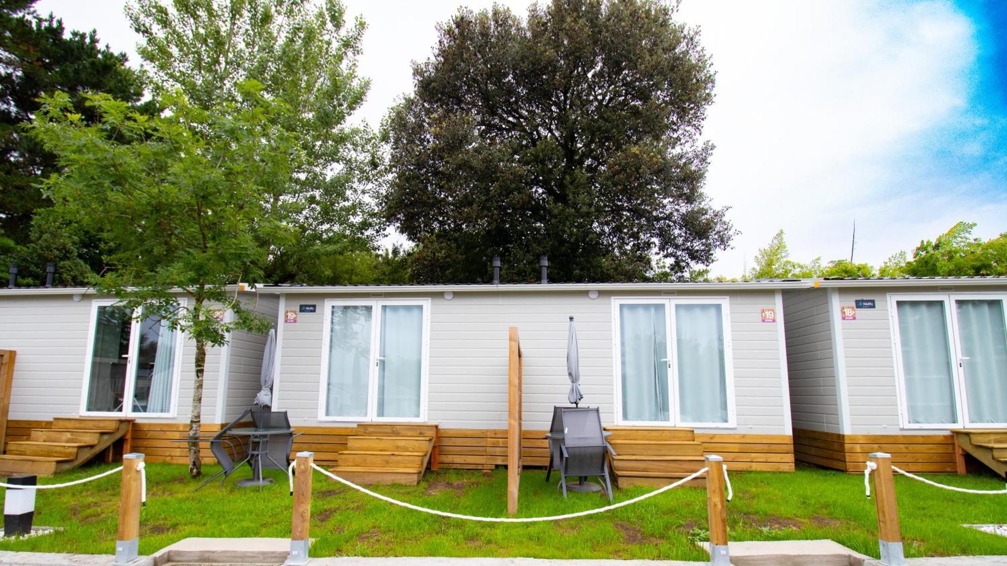 Somo Bungalow Resort - Camping Latas Exterior photo